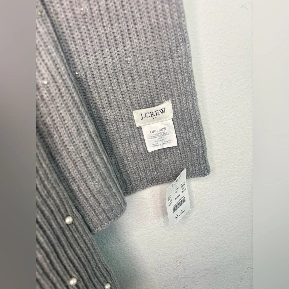 J. CREW NWT GREY KNITTED PEARL DETAILED RECTANGLE SCARF